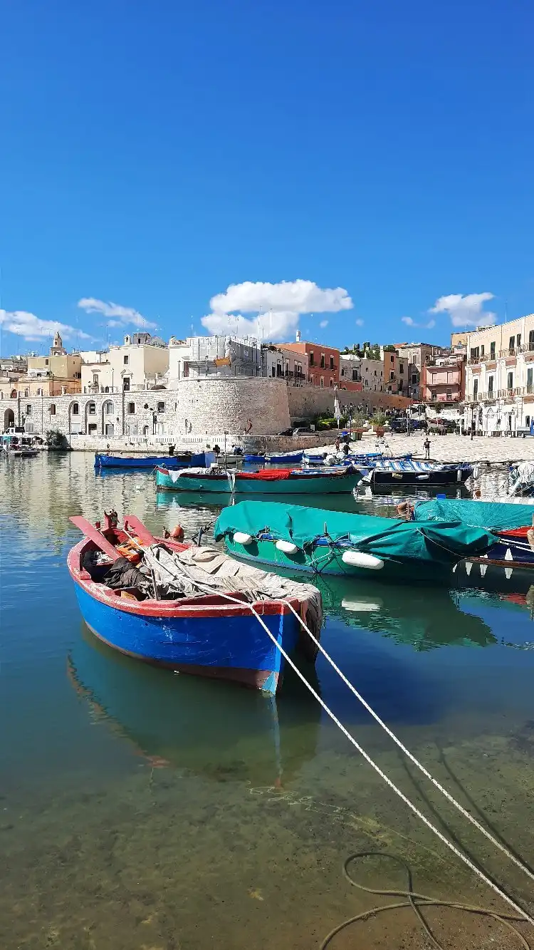 Hotel in zona Porto di Bisceglie