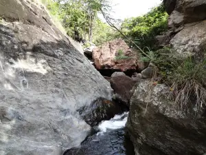 Siniel Falls