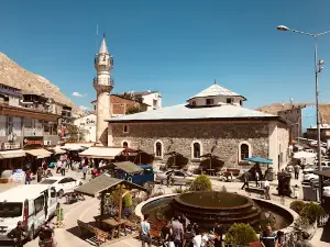 Zara Merkez Camii