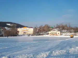 Stadion Yunost'