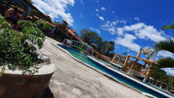 Water Parks "My Little Paradise"