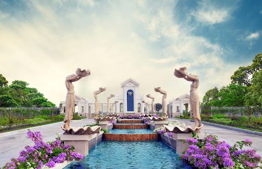 Compare 5 airports near Tagum