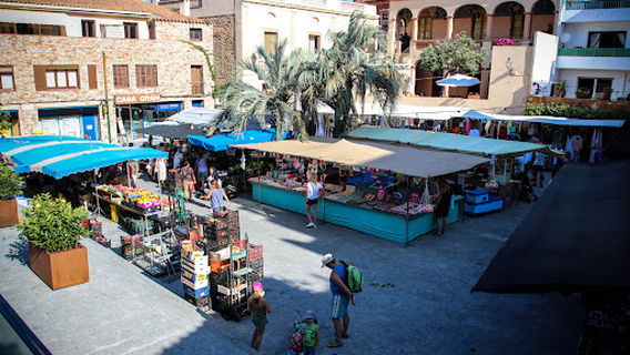 Plaça Esteva i Cruañas