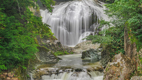 Sekiyama Waterfall