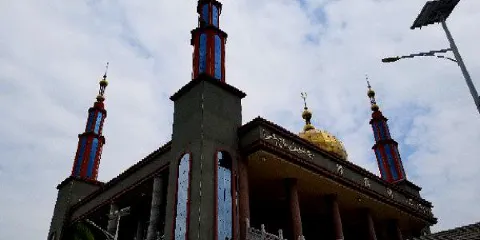 東昇清真寺