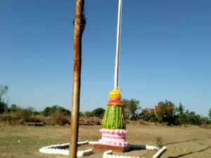 Gajanan Maharaj Mandir (main), Domak