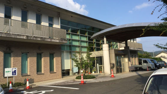 津野町総合保健福祉センター 里楽