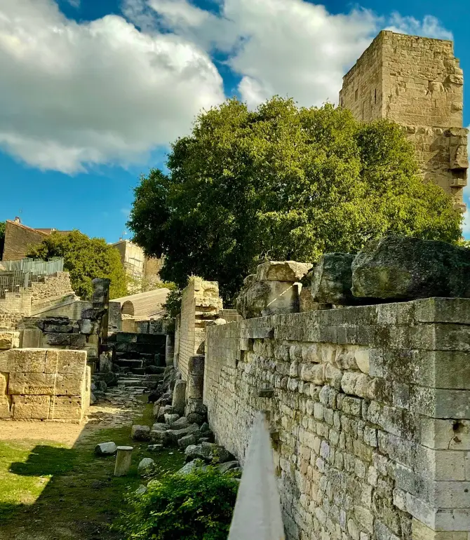 Arles