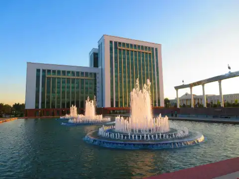 Hoteles cerca de Plaza de la Independencia