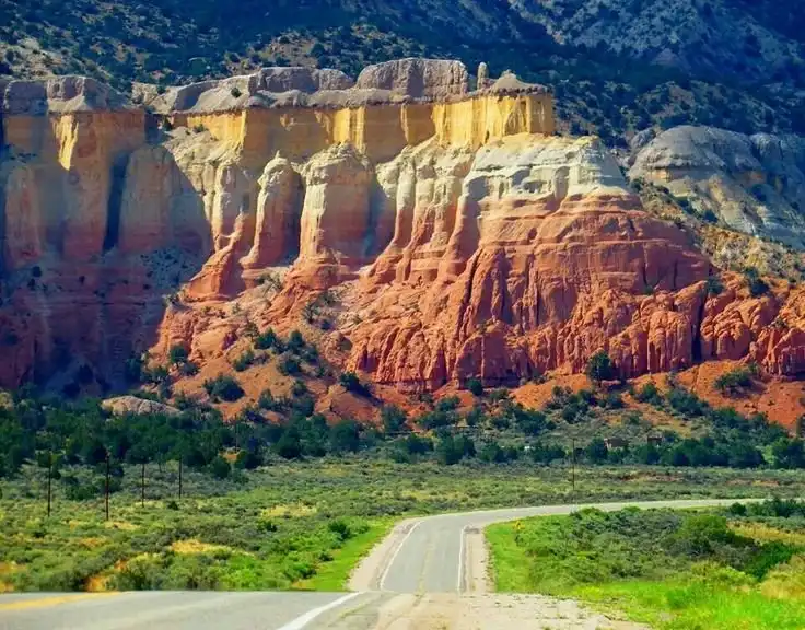 Hotels near TeaKettle Rock, Coyote Ranger District, Santa Fe National Forest