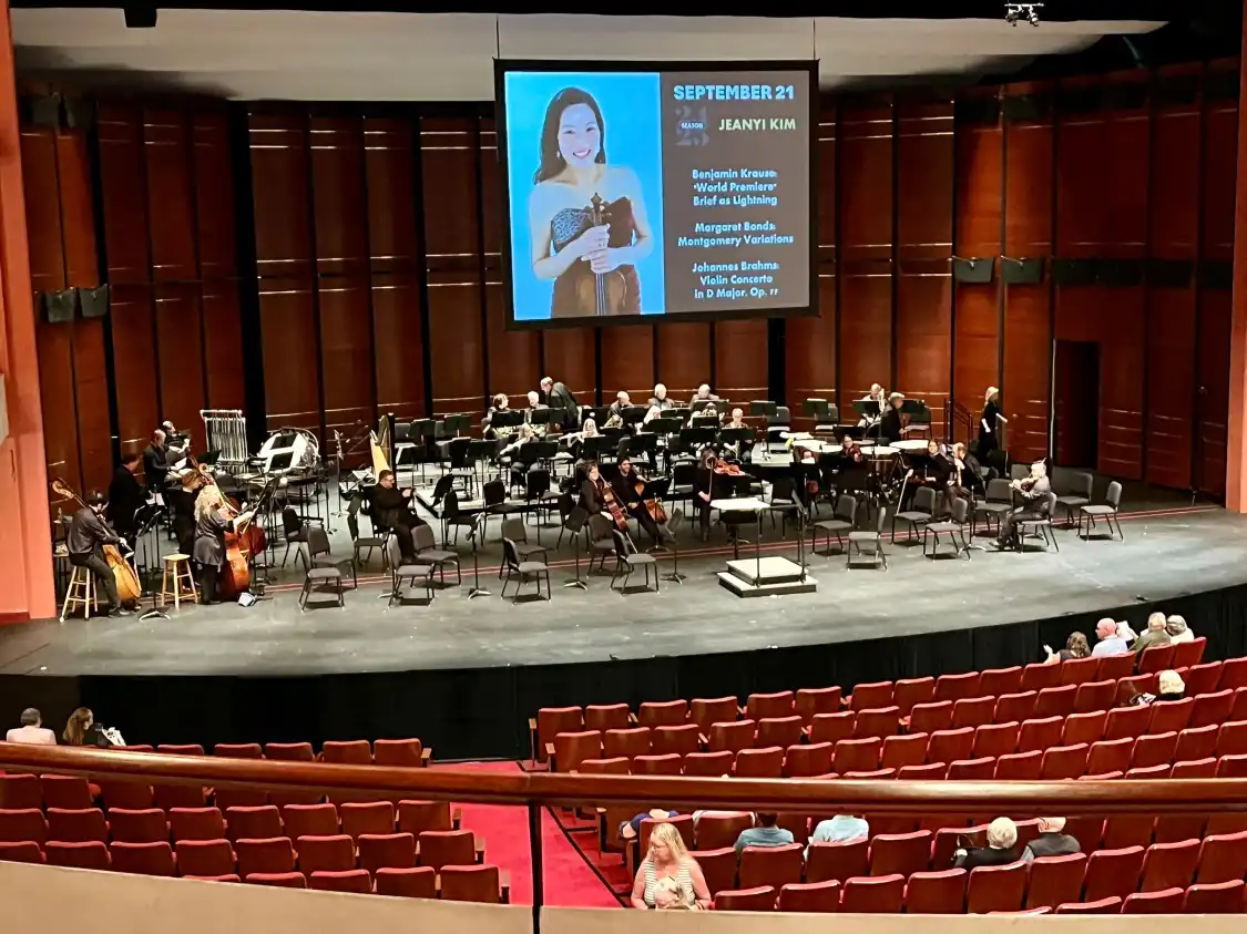 Các khách sạn gần Fox Cities Performing Arts Center