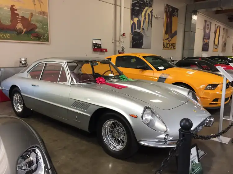 Hotels near Crevier Classic Cars