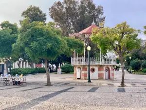 Jardim Manuel Bívar