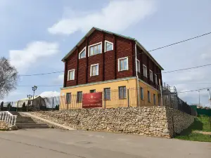 Museum Tryokh Tsarits