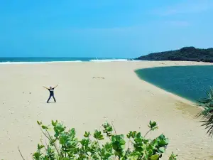 Pantai Pangumbahan Sukabumi