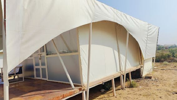 Jaisalmer desert camp Sam