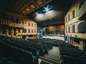 Teatr-Teatr