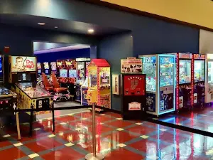 R/C Lexington Exchange Movies 12