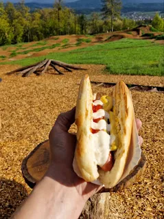 Pustolovski park, bike park, plezalne stene in učna pot Cukarca