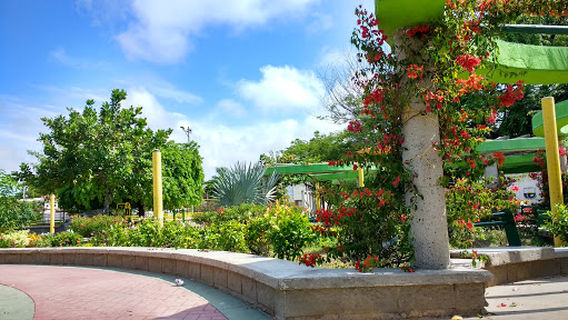 Simon Bolivar Park
