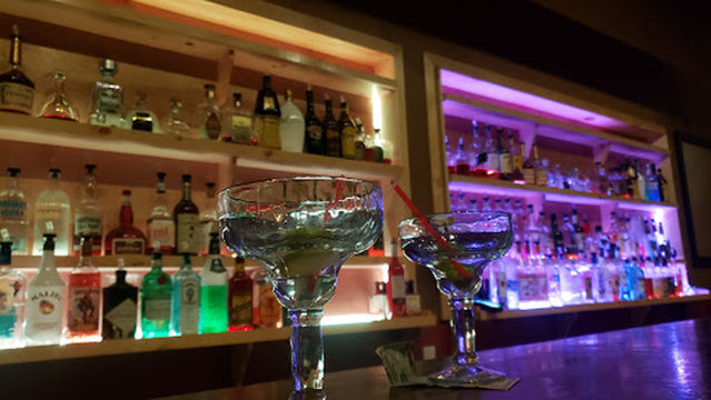 Platforms Dance Club