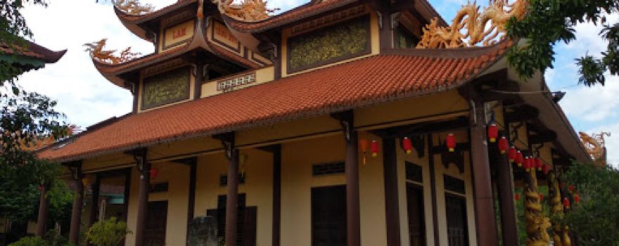 Chùa Nhạn Sơn - Ông Đen, Ông Đỏ