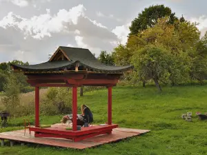 Kaptaruny art village