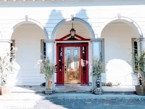 The Mill House | Bed and Breakfast | Hines, OR