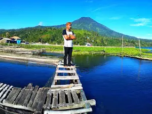 Alun-Alun Danau Ranau