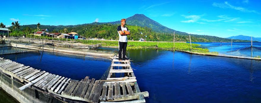 Alun-Alun Danau Ranau
