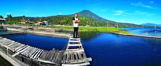 Alun-Alun Danau Ranau