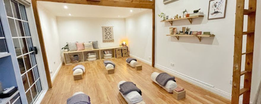 Agatha Carmen - Yoga & Energetics