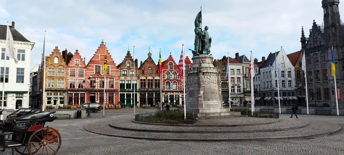 Hotels near Market Square
