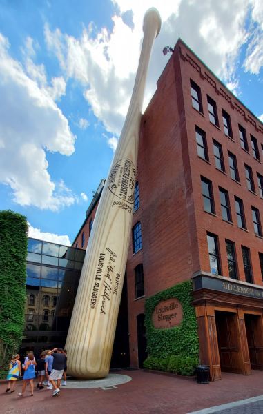 San Pedro to Louisville flight