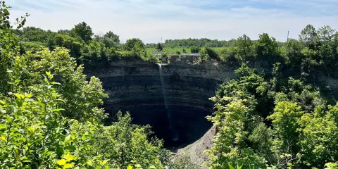 Devil's Punchbowl Conservation Area