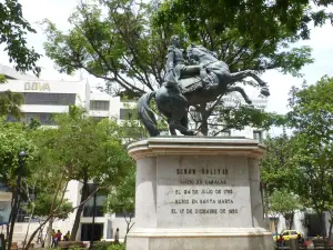 Plaza Parque Simon Bolivar