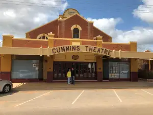 Cummins Theatre