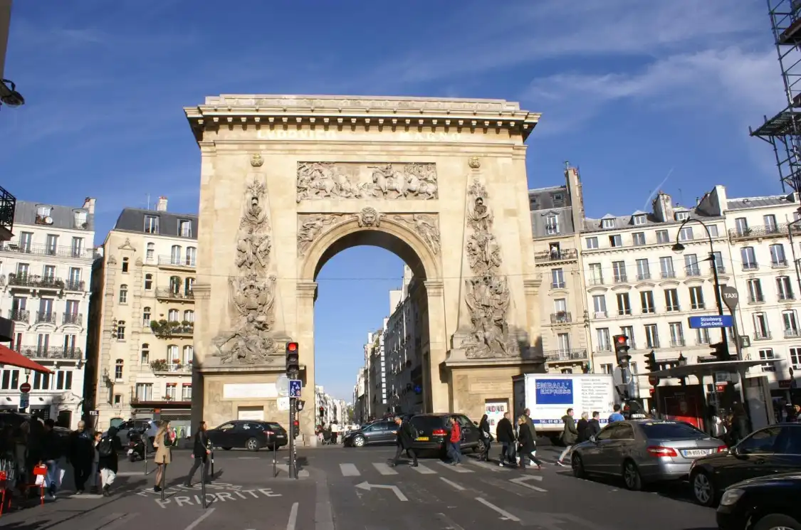 Hotels near Porte Saint-Denis