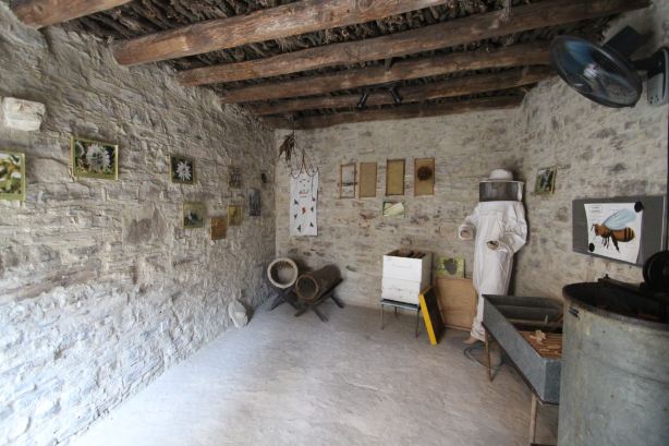 Bee & Embroidery Museum