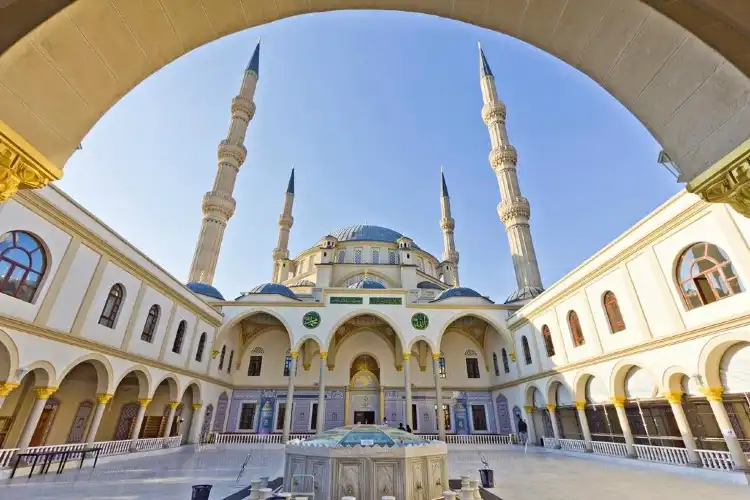 Hotels near Nizamiye Mosque