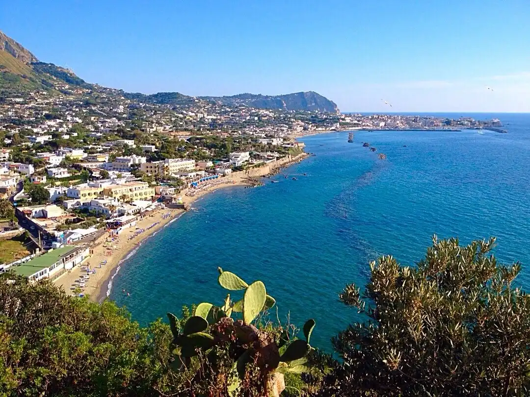 Hotel in zona Forio - Spiaggia arenile di San Francesco