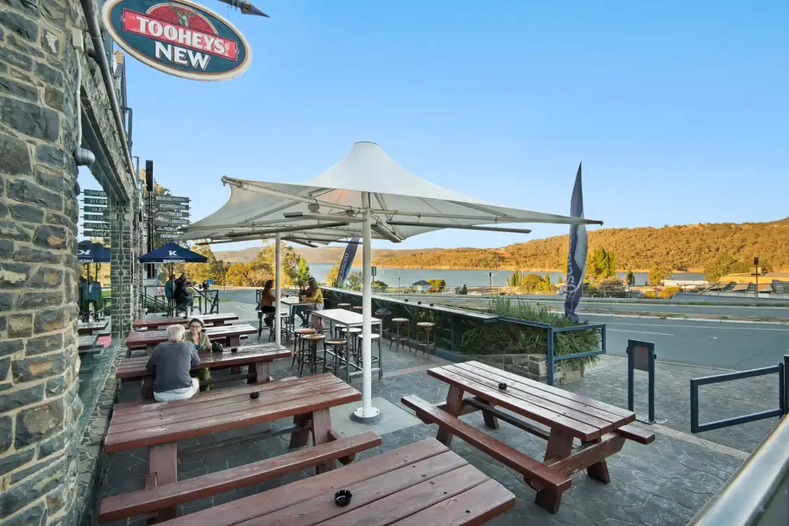 Hotels near Kosciuszko Brewing Company