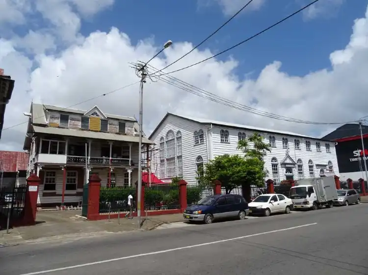 Hotels near RRGQ+5M3