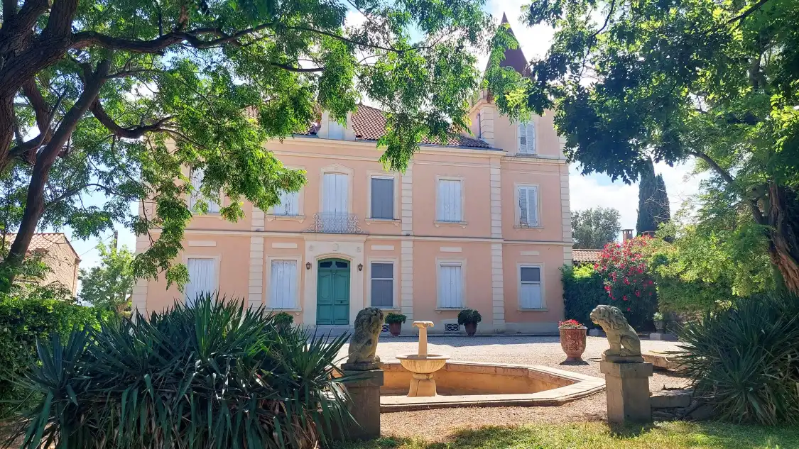 Hotels near Castle of the Peyrade