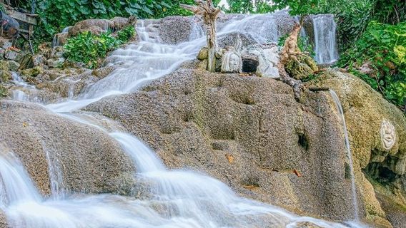 Little Dunn's River Beach