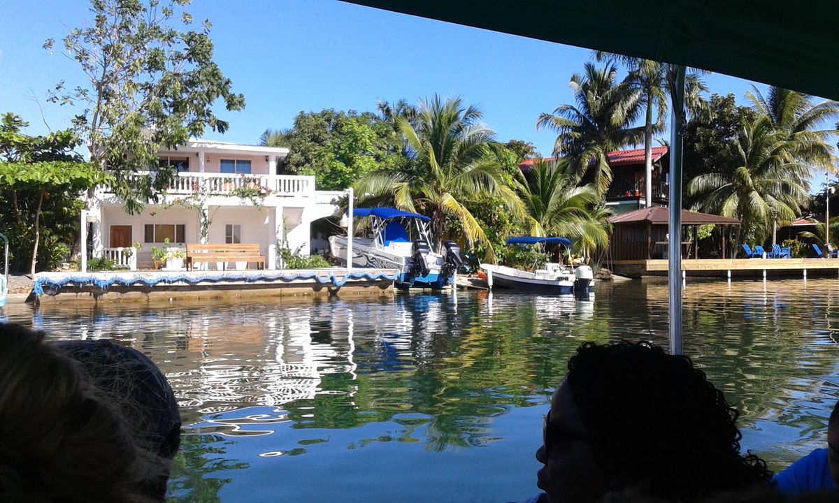 Placencia Municipal Pier & Plaza