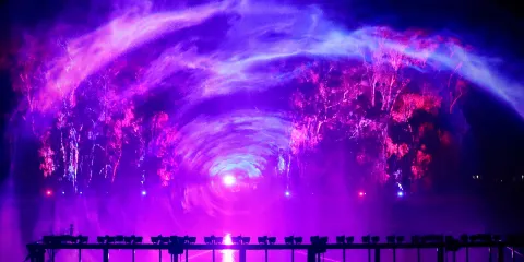 澳大利亞斯旺希爾 · 《Heartbeat of the Murray》激光燈光秀