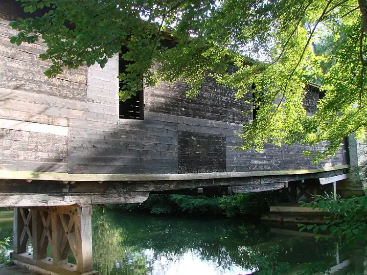 Các khách sạn ở Le Pont-Chretien-Chabenet