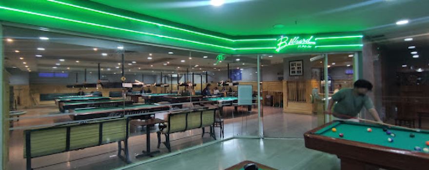 Santa Lucia East Bowling Center
