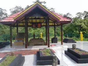 Taman Makam Raja Alam